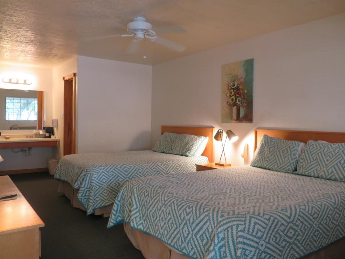 Wimberley Inn & Bar Bilik gambar